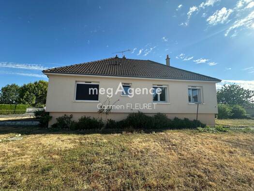 Maison à vendre 118 000 € 4 pièces 3 chambres 106 m² 735 m² de terrain Châtillon-sur-Indre 36700