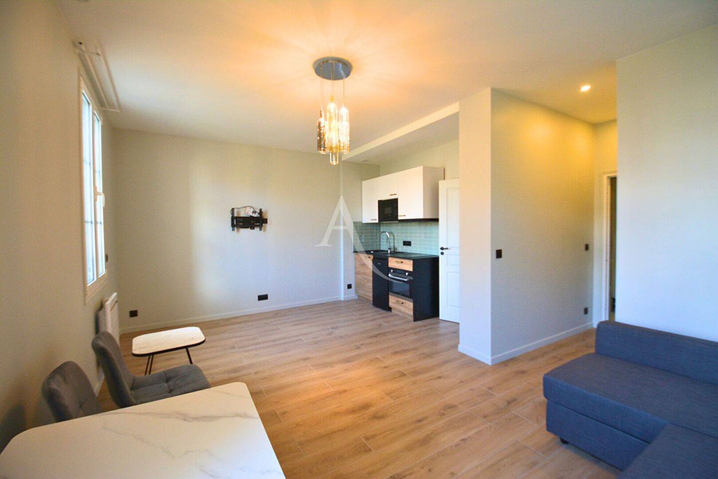 Maison à louer, 28m², LE KREMLIN BICETRE