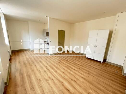 Appartement à louer 460 € 1 pièce 29,1 m² 1er étage Saint Germain-Hôtel de Ville-Saint Pierre Auxerre 89000