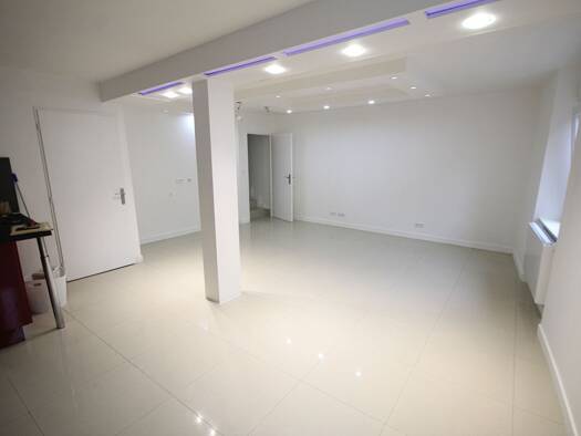 Appartement à vendre - Première occupation 143 000 € 2 pièces 1 chambre 75 m² RDC Roche-lez-Beaupré 25220