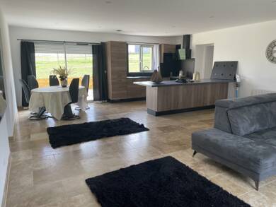 Maison de plain-pied à vendre 249 000 € 5 pièces 3 chambres 115 m² 1 200 m² de terrain Salles-d'Angles 16130