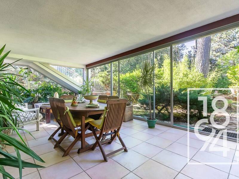 Maison à vendre, 192m², ROQUEFORT LA BEDOULE