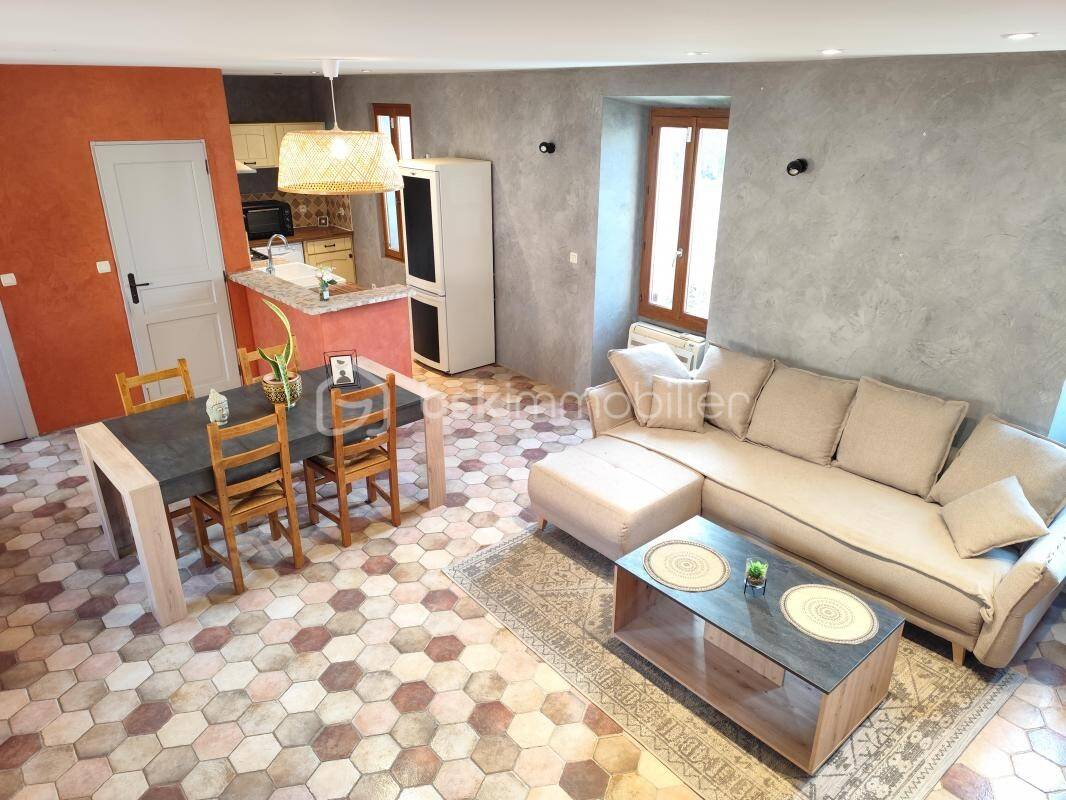 Maison à vendre, 140m², LES GRANGES GONTARDES