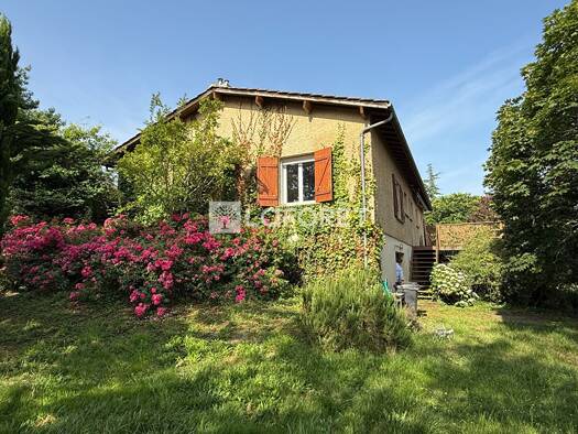 Maison à vendre 286 200 € 6 pièces 4 chambres 126 m² 3 918 m² de terrain Saint Pardon de Conques 33210