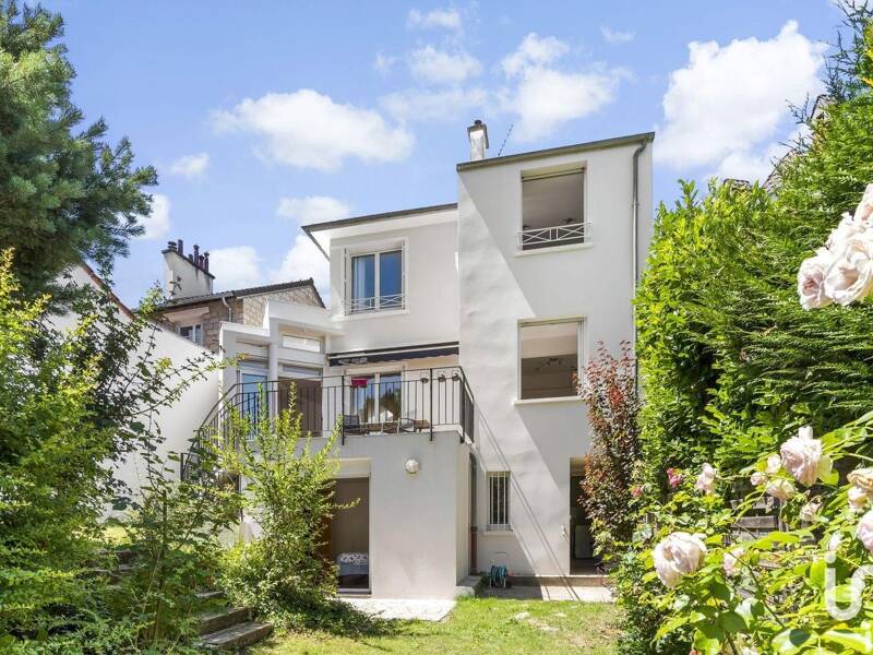 Maison à vendre, 177m², MARNES LA COQUETTE