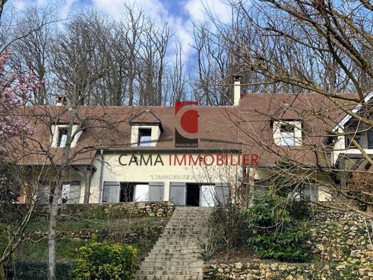 Maison à vendre 1 499 000 € 9 pièces 5 chambres 268 m² disponible dès maintenant Chateaufort 78117