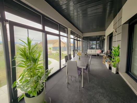 Maison de plain-pied à vendre 339 000 € 6 pièces 4 chambres 152 m² 960 m² de terrain Reventin-Vaugris 38121