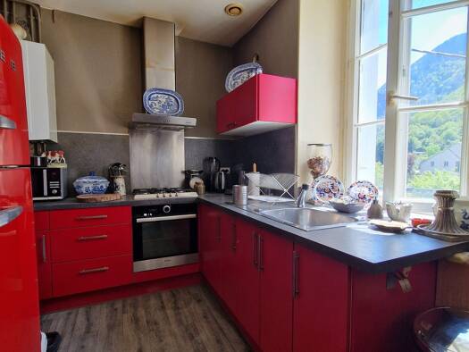 Appartement à vendre 108 000 € 3 pièces 2 chambres 60 m² Étage 2/3 Argeles Gazost 65400