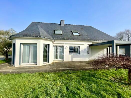 Maison à louer 1 250 € 6 pièces 4 chambres 110 m² 771 m² de terrain Grand-Champ 56390