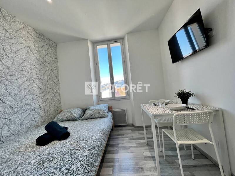 Maison à louer, 13m², LE PRADET