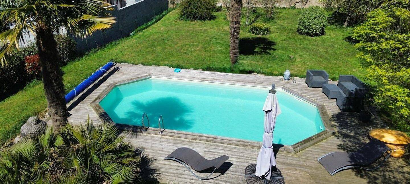 Maison à vendre, 170m², LOCQUELTAS