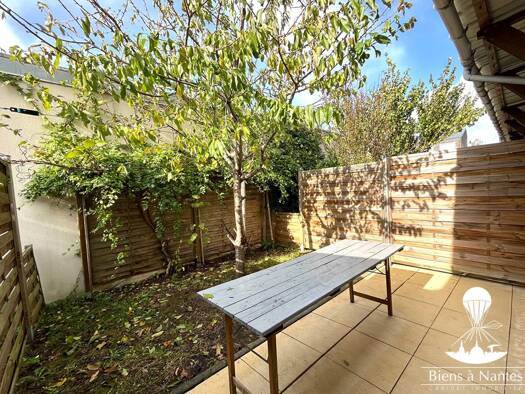 Appartement à louer 600 € 1 pièce 20 m² RDC Bourgeonnière-Petit Port Nantes 44300