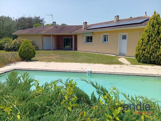 Maison à vendre 352 000 € 7 pièces 4 chambres 162 m² 3 205 m² de terrain Hagetmau 40700