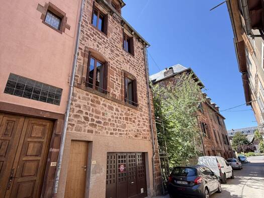 Maison à vendre 190 000 € 4 pièces 2 chambres 100 m² Marcillac-Vallon 12330