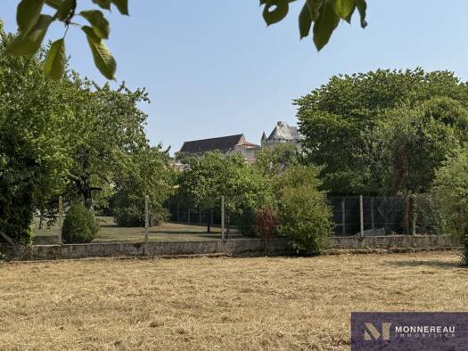 Terrain à vendre 36 480 € 4 015 m² de terrain Barbezieux-Saint-Hilaire 16300