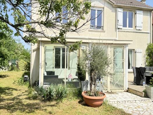 Maison à vendre 519 000 € 6 pièces 3 chambres 127 m² 458 m² de terrain Village Montigny les Cormeilles 95370