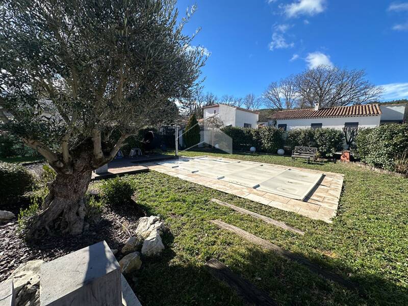 Maison à vendre, 167m², NANS LES PINS