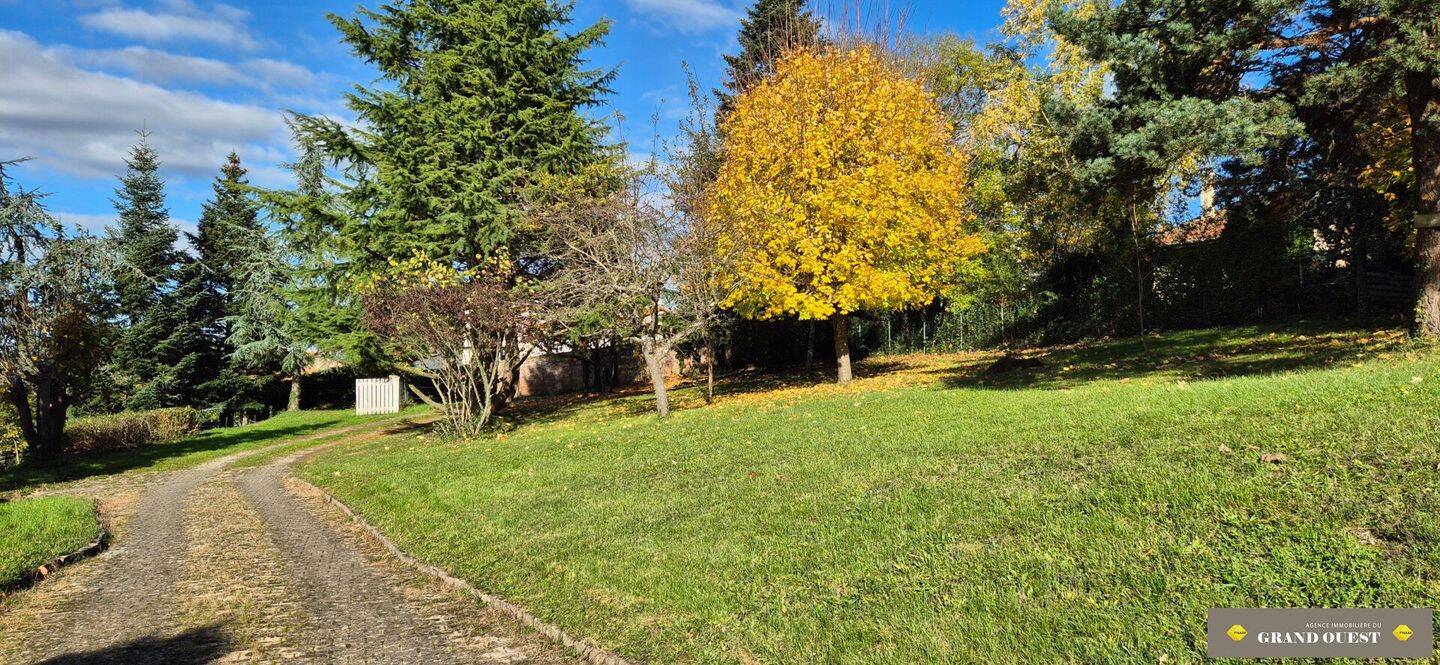 Maison à vendre, 214m², LA TOUR DE SALVAGNY