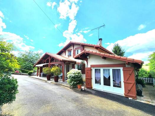 Maison à vendre 315 000 € 7 pièces 4 chambres 150 m² 5 388 m² de terrain Mugron 40250