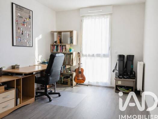 Appartement à vendre 220 000 € 3 pièces 2 chambres 60,39 m² Étage 1/4 Lakanal-Strasbourg Tours 37000