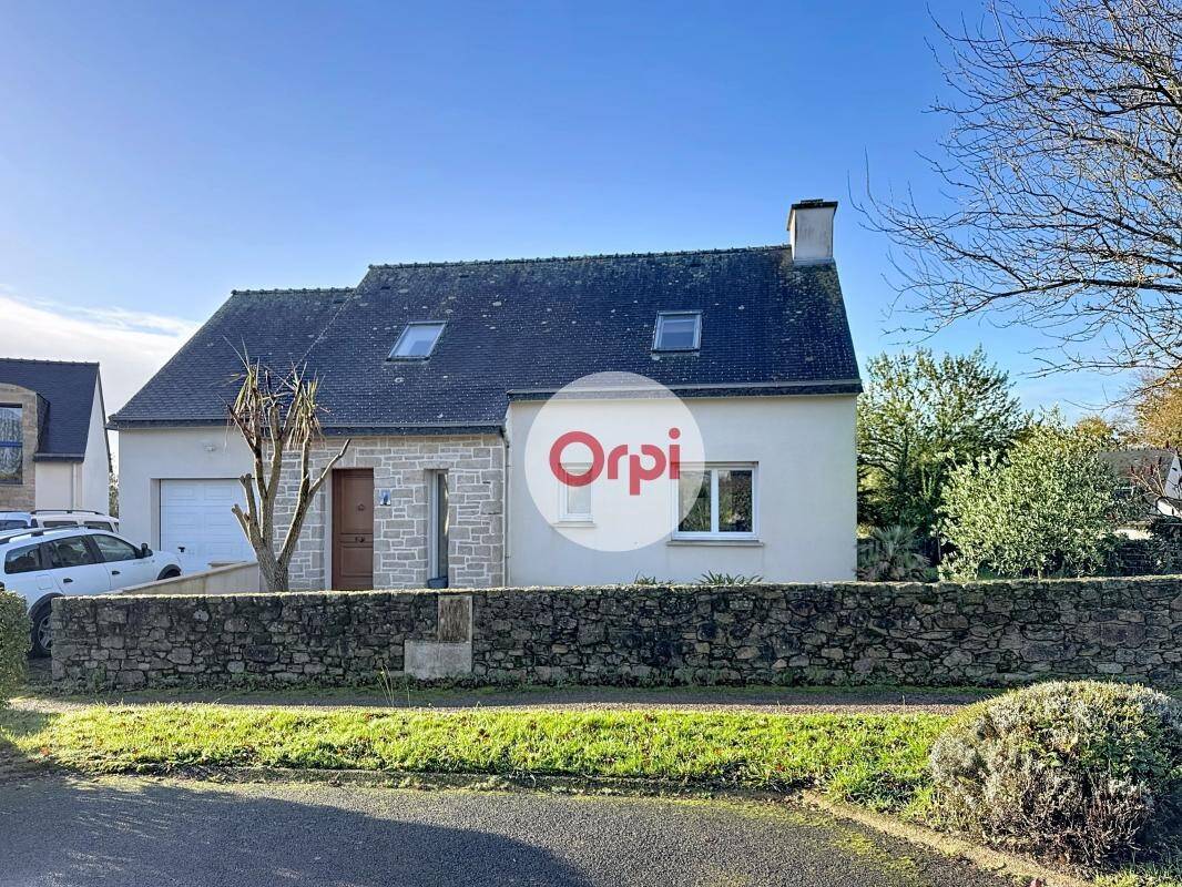 Maison à vendre, 114m², SURZUR
