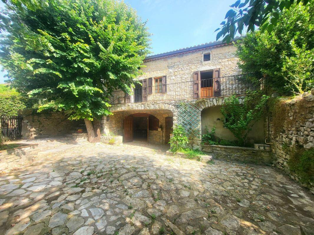 Maison à vendre, 200m², SAINT ANDRE DE CRUZIERES