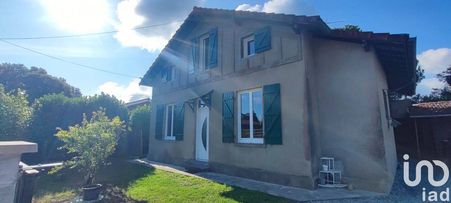 Maison à vendre, 110m², SAUGNAC ET CAMBRAN