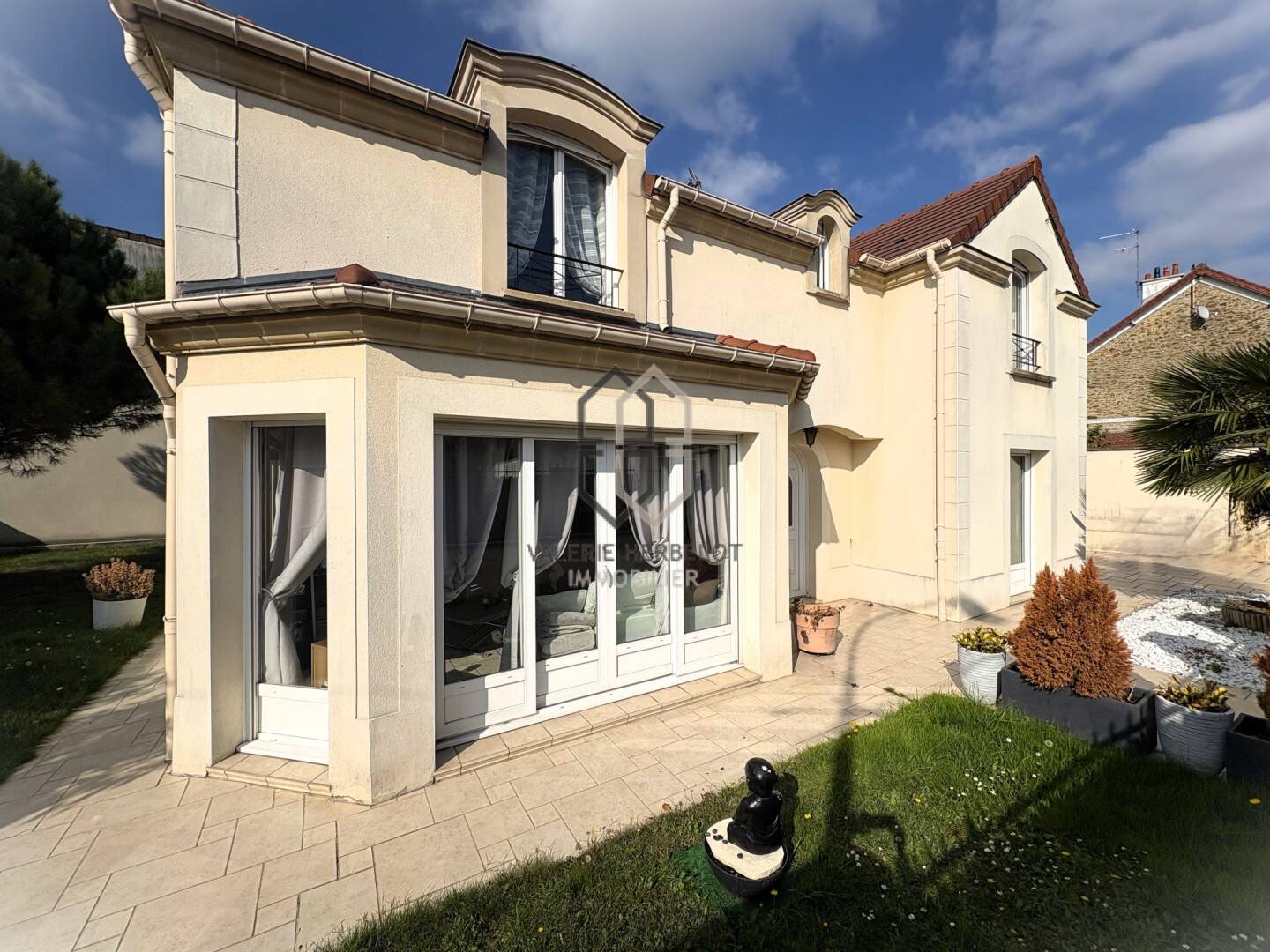 Maison à vendre, 160m², SAINT MAUR DES FOSSES