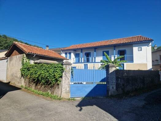 Maison à vendre 179 655 € 4 pièces 3 chambres 110 m² 296 m² de terrain Saint-Laurent-de-Neste 65150