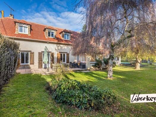 Maison à vendre 460 000 € 8 pièces 6 chambres 220 m² Boutigny-Prouais 28410