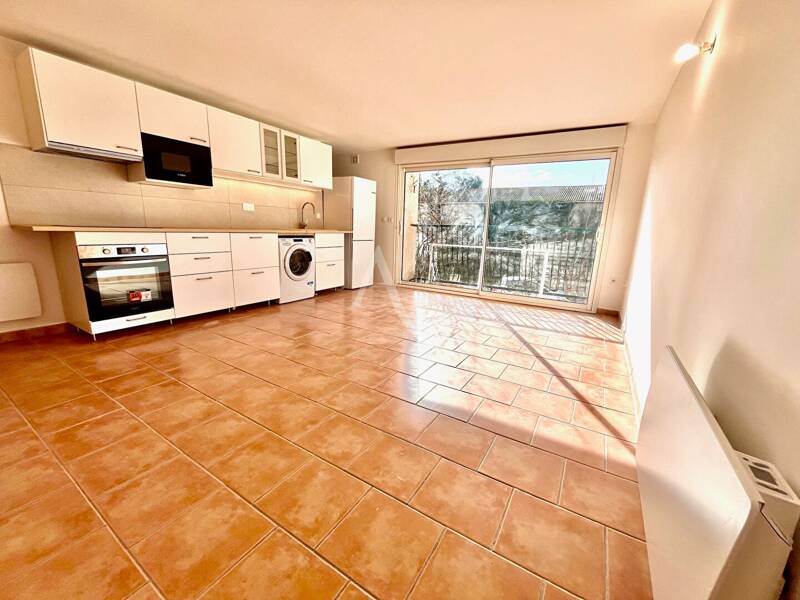 Maison à louer, 36m², MEZE