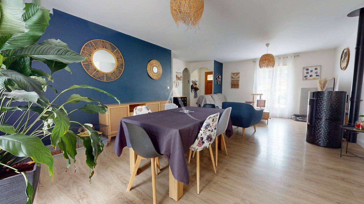 Maison à vendre, 117m², VIVONNE