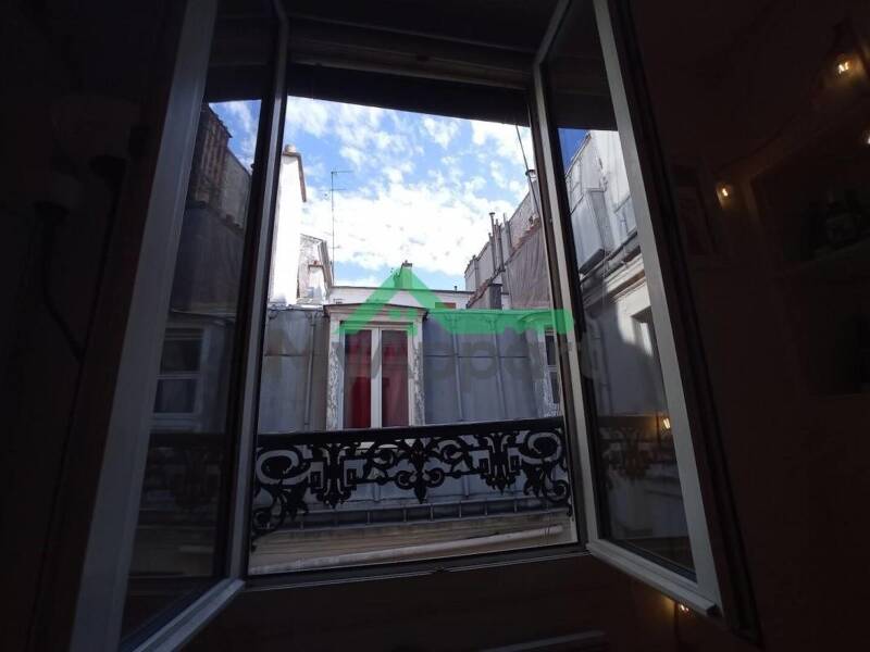 Maison à louer, 19m², PARIS 10E