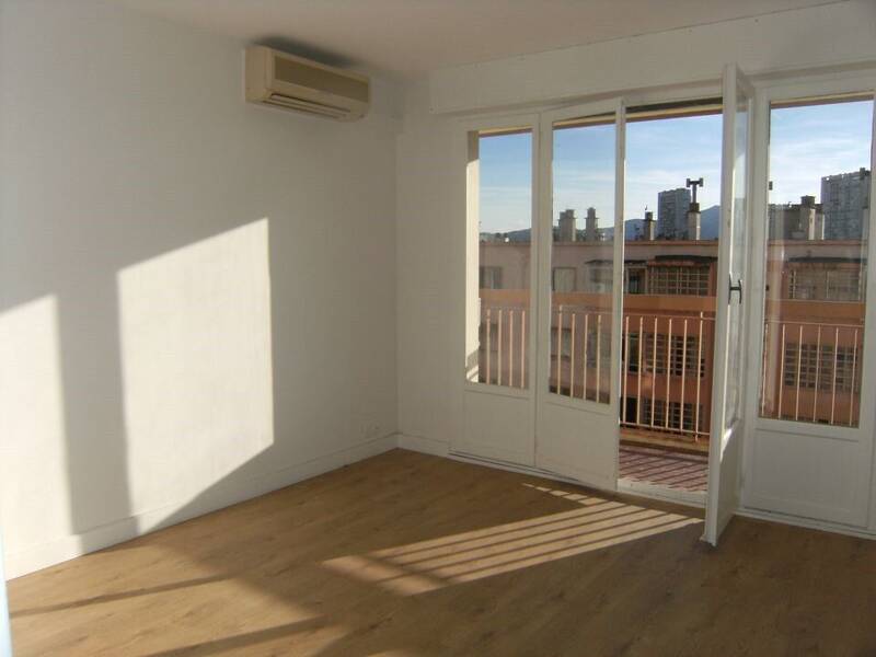 Maison à louer, 58m², MARSEILLE 9E