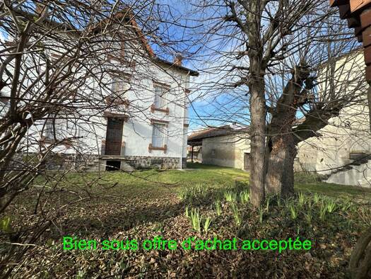 Villa à vendre 389 000 € 7 pièces 5 chambres 181 m² 1 719 m² de terrain Beauregard-l'Évêque 63116