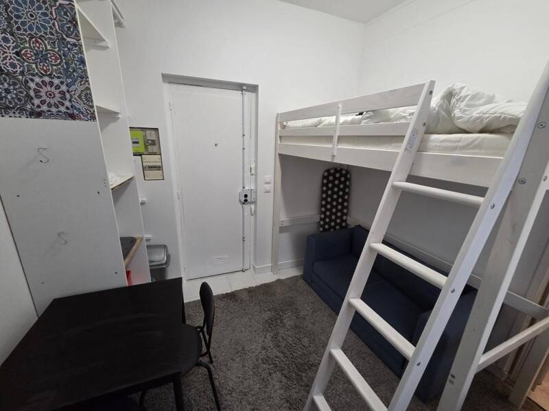 Maison à louer, 10m², PARIS 18E