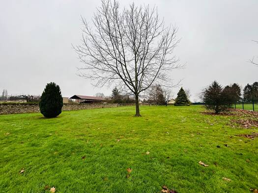 Terrain constructible à vendre 124 000 € 4 376 m² de terrain La Ferté-sous-Jouarre 77260