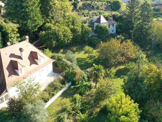 Villa à vendre 315 000 € 7 pièces 4 chambres 213 m² 5 355 m² de terrain Montagrier 24350