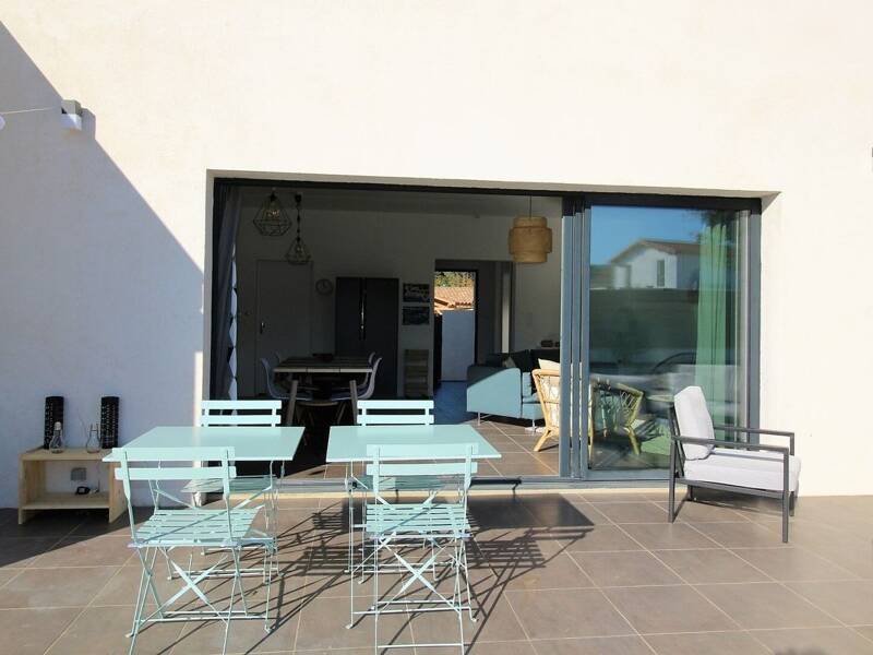 Maison à louer, 101m², MARSEILLE 9E