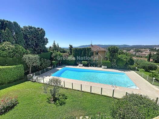 Appartement à vendre 364 000 € 3 pièces 2 chambres 73 m² Étage 1/4 Saint Claude (Canton Nord) Grasse 06130