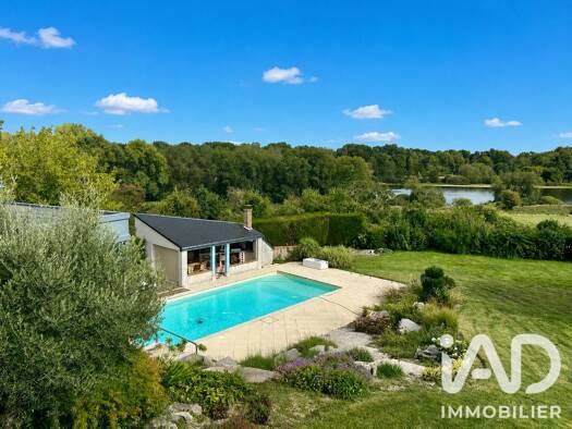 Demeure à vendre 850 000 € 10 pièces 9 chambres 360 m² 2 500 m² de terrain Beaugency 45190