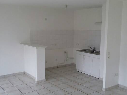 Appartement à louer 746 € 3 pièces 2 chambres 64,4 m² RDC/2 Renaudais-Boulais-Trunais-Hunelais-Mézières-Touche Betton 35830
