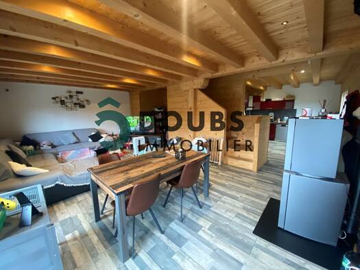 Maison à vendre 369 000 € 5 pièces 4 chambres 120 m² 891 m² de terrain Villers le Lac 25130