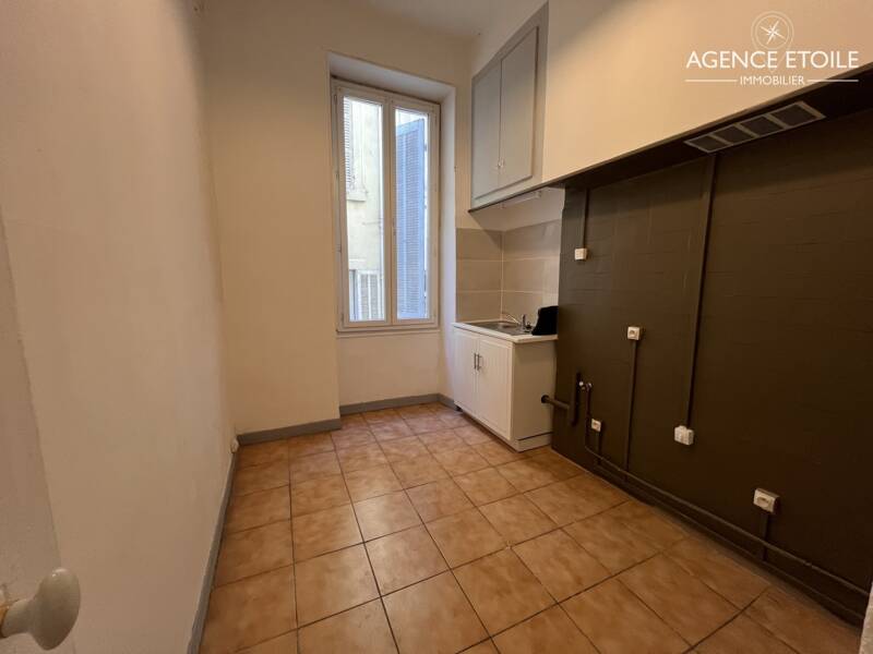Maison à louer, 33m², MARSEILLE 2E