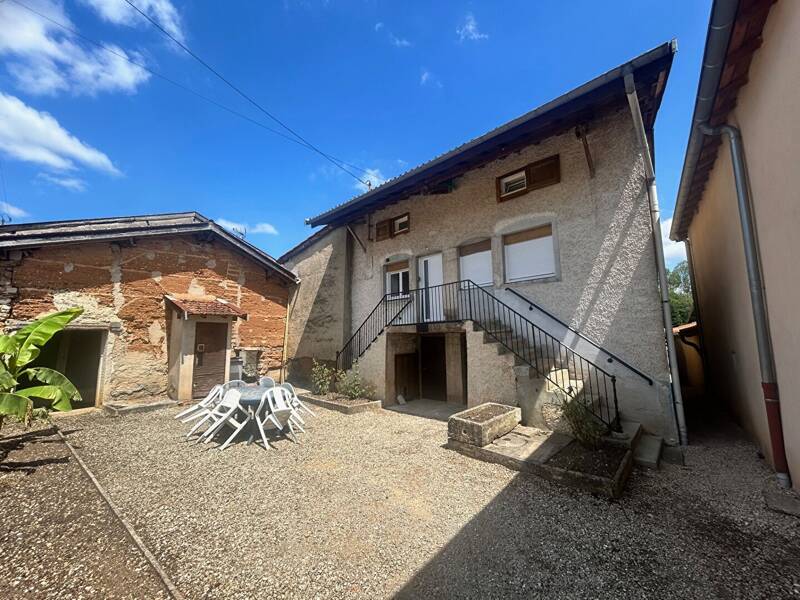 Maison à louer, 72m², LAGNIEU