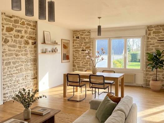 Maison à vendre 224 900 € 7 pièces 4 chambres 134 m² 850 m² de terrain Nord Ergué-Gabéric 29500