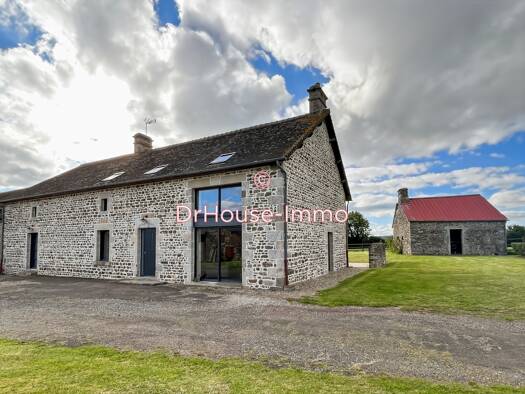 Maison à vendre 900 000 € 9 pièces 8 chambres 220 m² L Oree d Ecouves 61320