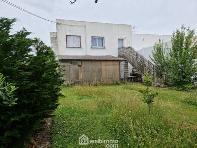Immeuble à vendre 213 750 € 190 m² La Roche-sur-Yon 85000