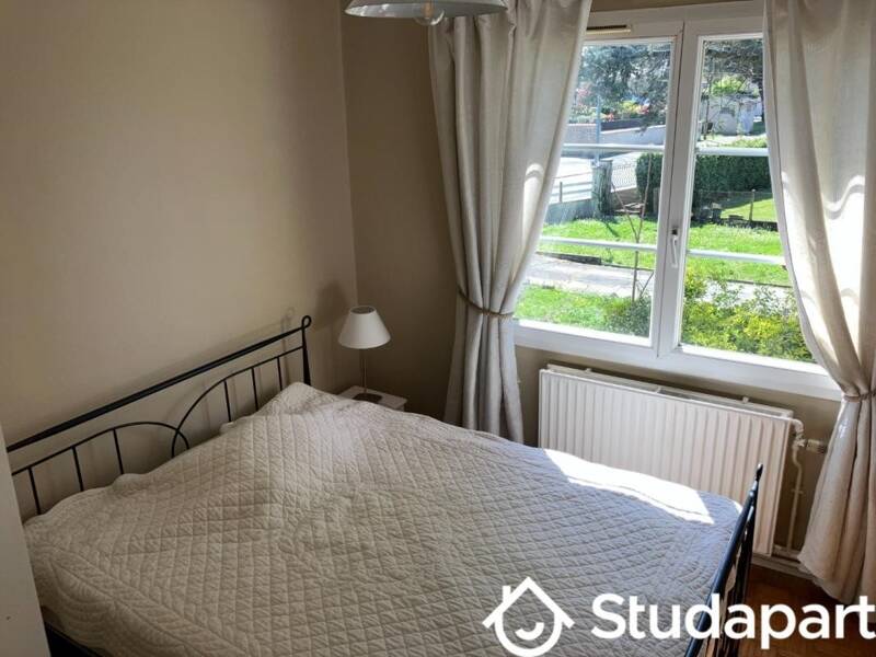 Maison à louer, 9m², AMBARES ET LAGRAVE