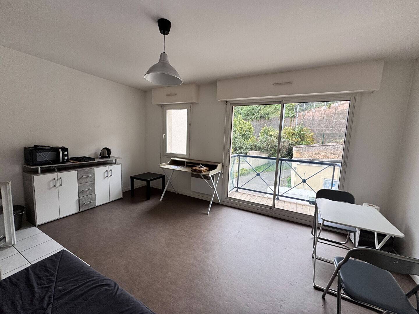Maison à louer, 24m², CAEN